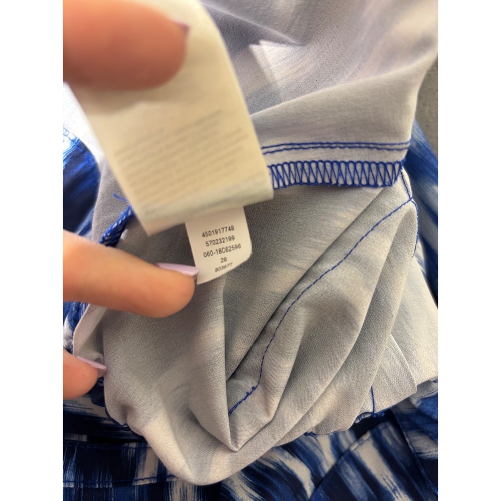 Chicos Zenergy Womens Size 2 (US L) Blue White Ikat Cargo Pants 570232199 Wear - Picture 4 of 14
